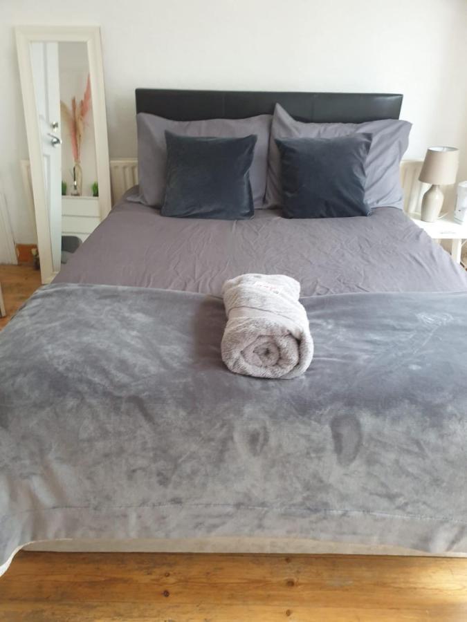 Balham, South London Spacious Guest House F2, 6 Rooms Available Extérieur photo
